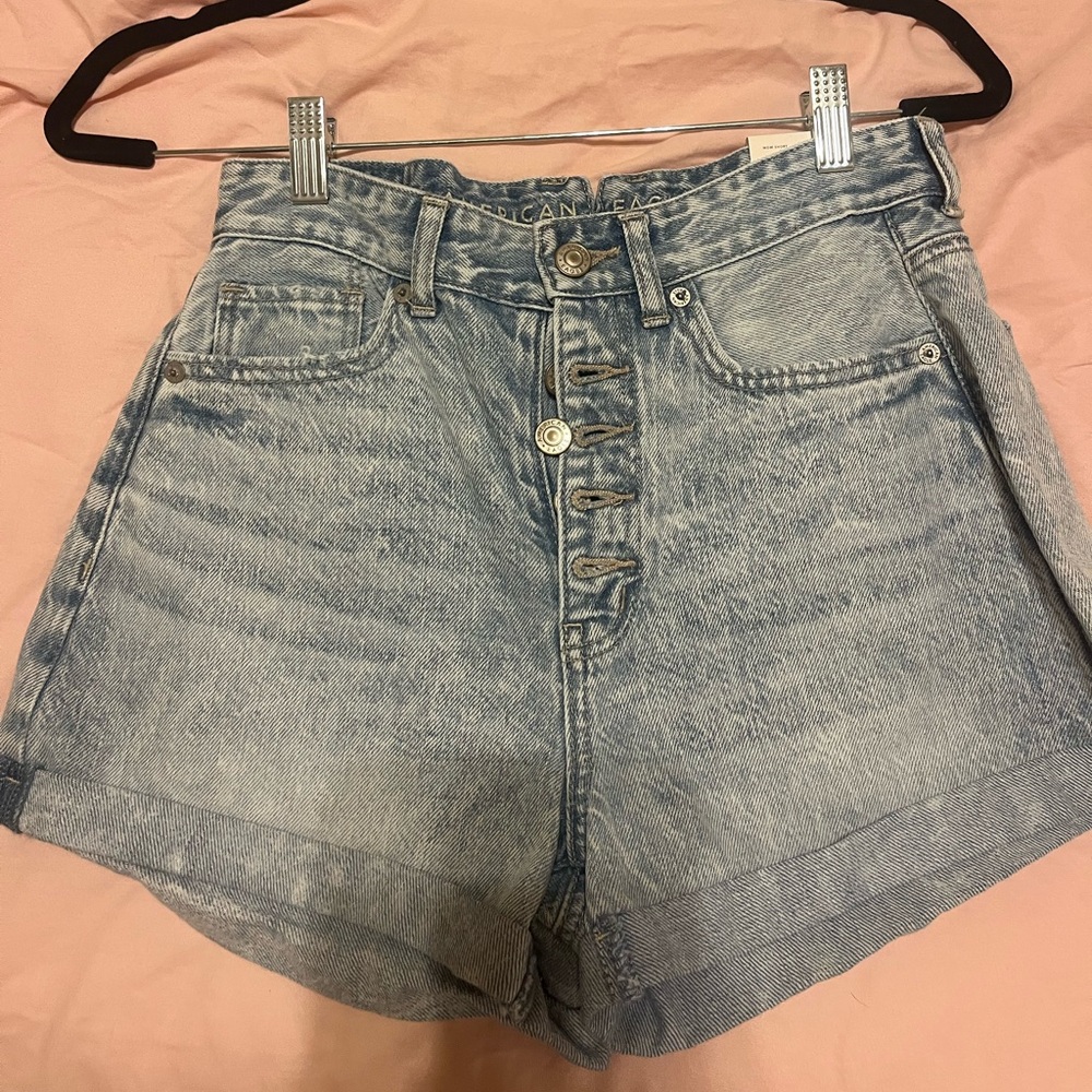 NEW American Eagle Women's Blue Denim Mom Shorts
